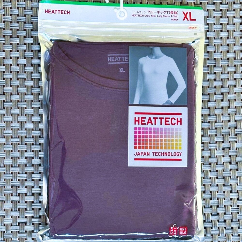 Uniqlo JP HEATTECH Crew Neck Long Sleeve T-Shirt